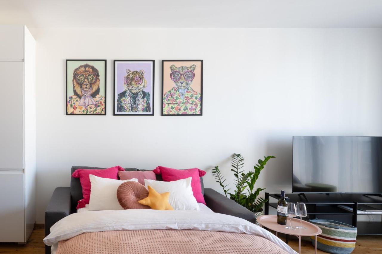 Urban Chic Residences Prague Ngoại thất bức ảnh